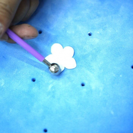 Коврик для моделирования сахарных цветов из мастики