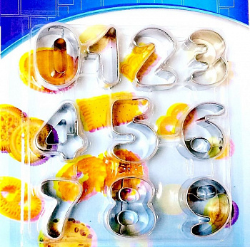 Вырубка стальная Цифры 3 см | Набор 10 фигур